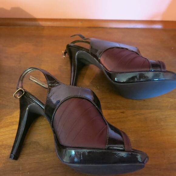 VIGOSS Heels Peep Toe Sling Back Shoes Size 9M Fabric/Patent Leather Brown - Picture 4 of 7